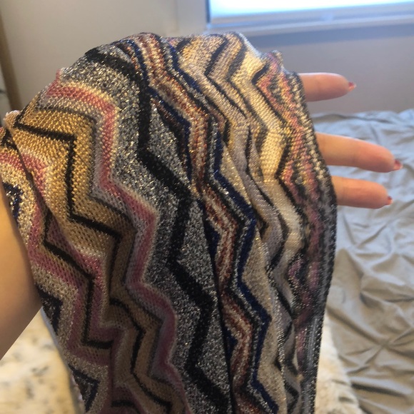 Missoni scarf - Picture 7 of 7